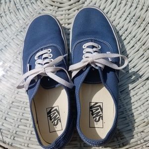 Vans New Authentic Classic Sneakers